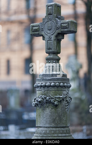 Croce di San Nicola cimitero vicino al monastero di Alexander Nevsky, a San Pietroburgo, Russia Foto Stock