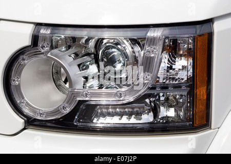 Faro sul 2014 Land Rover Range Rover Sport Foto Stock