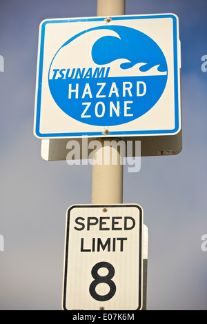 Zona dello Tsunami ! Tsunami zona a rischio di firmare per il filamento ad Hermosa Beach in California. Foto Stock