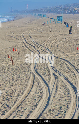 Linee sulla spiaggia, Hermosa Beach in California. Foto Stock