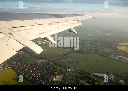Il decollo dall'aeroporto di Heathrow, London, Regno Unito Foto Stock
