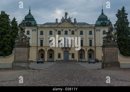 Pałac Branickich (Branicki's Palace) - Vista del Corps de Logis, Białystok (Bialystok), Podlasie, Polonia orientale Foto Stock