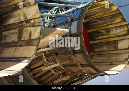 Riscaldare ugelli di un F-15 Eagle jet da combattimento. Foto Stock