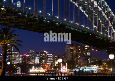 Il Ponte del Porto di Sydney dopo il tramonto. Foto Stock