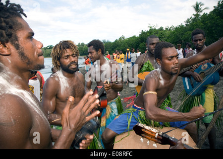 Musica locale in corrispondenza di Tanna, Vanuatu, Sud Pacifico Foto Stock