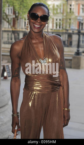 Londra, UK, UK. Il 6 maggio, 2014. Il cantante Sonique arriva per il Nicky Butler-collection launch party presso il British Museum. Credito: Ferdaus Shamim/ZUMA filo/ZUMAPRESS.com/Alamy Live News Foto Stock