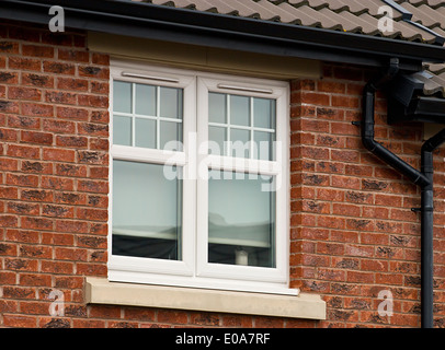 UPVC moderno con vetri doppi unità finestra Foto Stock