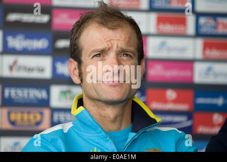 Waterfront Hall di Belfast, UK. Il 7 maggio 2014. Michele Scarponi, Team Astana al Giro top rider conferenza stampa ©Bonzo Alamy/Live Foto Stock