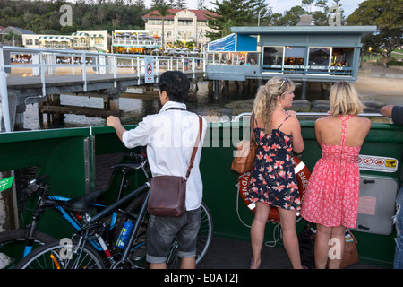 Sydney Australia,nuovo Galles del Sud,Porto di Sydney,porto,Watsons Bay Water Palace,hotel hotels hotels Lodge motel,Doyles on the Beach,Fisherman's. Foto Stock