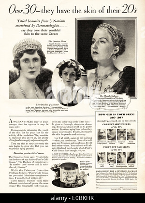 Pubblicità per stagno di crema a freddo nella rivista americana datato dicembre 1934 Foto Stock