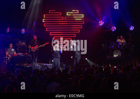 Madison, Wisconsin, Stati Uniti d'America. Il 6 maggio, 2014. Fitz e le bizze eseguire live al Teatro Capitol di Madison, Wisconsin © Daniel DeSlover/ZUMAPRESS.com/Alamy Live News Foto Stock