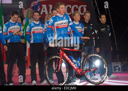 Belfast, Irlanda del Nord, Regno Unito. 8 maggio 2014. Dan martin da Team Garmin-Sharp al Giro d'Italia Presentazione della squadra a Belfast Credit: Bonzo Alamy/Live News Foto Stock