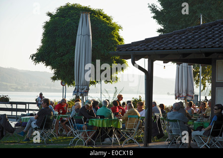 Cafè am vedere Zur Schifflaende, Hemmenhofen, Gaienhofen, Hoeri, Lago di Costanza, Baden-Württemberg, Germania Foto Stock