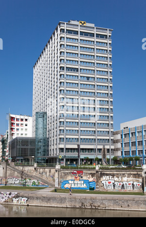 La Raiffeisen Gebäude, Wien Österreich - Edificio Raiffeisen, Vienna, Austria Foto Stock
