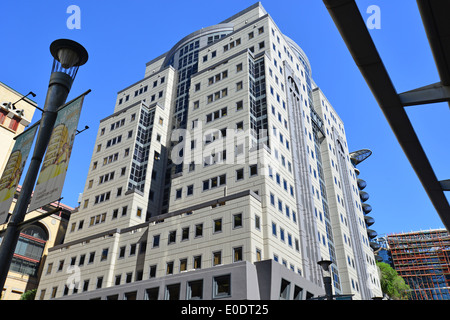 Il Forum Building, Maude Street, CBD, Sandton Johannesburg, provincia di Gauteng, Repubblica del Sud Africa Foto Stock