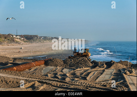 La ricostruzione ha eroso le spiagge, i NAG Testa, Outer Banks, North Carolina, STATI UNITI D'AMERICA Foto Stock