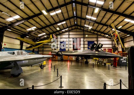 La sala principale presso il campo marzo Air Museum in Riverside California Foto Stock