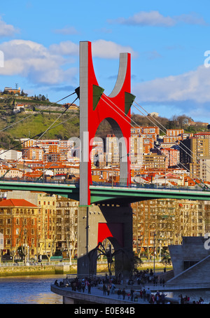 Puente de la Salve - La Salve ponte accanto al Museo Guggenheim di Bilbao Biscay, Paesi Baschi Foto Stock
