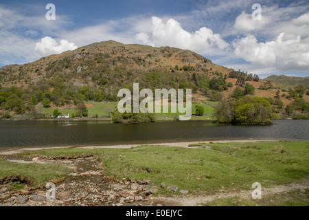 Nab cicatrice attraverso rydal acqua Foto Stock