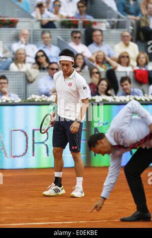 Madrid, Spagna, 10 maggio 2014. Il 10 maggio, 2014. Kei Nishikori (JPN) Tennis : Kei Nishikori del Giappone durante gli uomini singoli semifinale partita della Mutua Madrid Open torneo di tennis presso il La Caja Magica a Madrid, Spagna, 10 maggio 2014 . Credito: AFLO/Alamy Live News Foto Stock