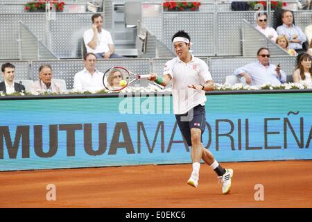 Madrid, Spagna, 10 maggio 2014. Il 10 maggio, 2014. Kei Nishikori (JPN) Tennis : Kei Nishikori del Giappone durante gli uomini singoli semifinale partita della Mutua Madrid Open torneo di tennis presso il La Caja Magica a Madrid, Spagna, 10 maggio 2014 . Credito: AFLO/Alamy Live News Foto Stock