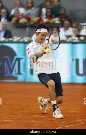 Madrid, Spagna, 10 maggio 2014. Il 10 maggio, 2014. Kei Nishikori (JPN) Tennis : Kei Nishikori del Giappone durante gli uomini singoli semifinale partita della Mutua Madrid Open torneo di tennis presso il La Caja Magica a Madrid, Spagna, 10 maggio 2014 . Credito: AFLO/Alamy Live News Foto Stock