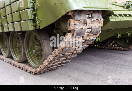 I bruchi di un serbatoio militare close up dettaglio Foto Stock