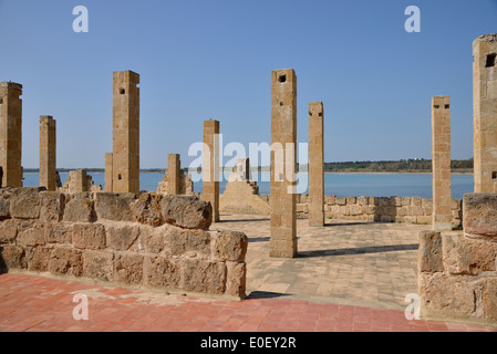 Resti della pesca del tonno, Tonnara, Vendicari Riserva Naturale, Provincia di Siracusa, Sicilia, Italia Foto Stock