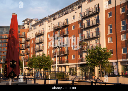 Alloggiamento in corrispondenza di Gunwharf Quays, Portsmouth; Inghilterra; Regno Unito Foto Stock