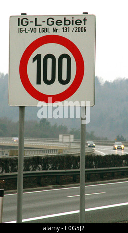 Centinaia di antenna in Stiria [], 100, 100, veloce, velocità, velocità e limitazione di velocità, limiti di velocità, limiti di velocità, limiti di velocità, s Foto Stock