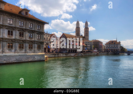 Zurigo, Grossmuenster, Limmat, Svizzera Foto Stock