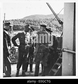 Mosjøen, ein Hamburger. Kapitän berichtet dem (RK Reichskommissar) Foto Stock