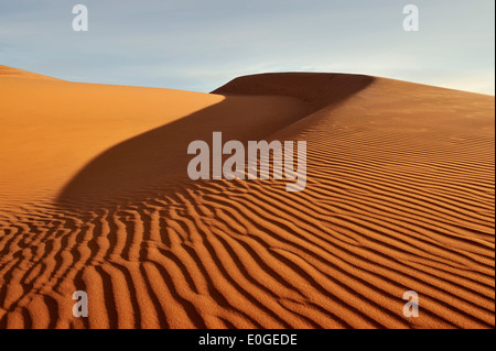 Intatte le dune di sabbia e dune di sabbia rossa di Mui Ne, Vietnam Foto Stock