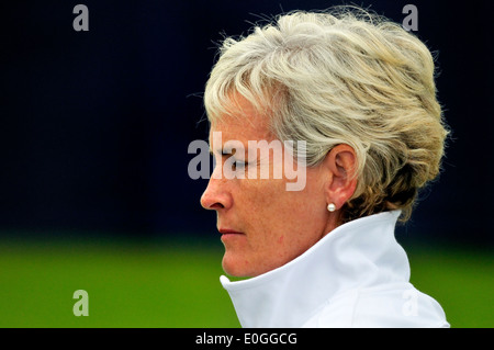 Judy Murray coaching al GB ragazze Team al Maureen Connolly Challenge Trophy, Eastbourne, 20 giugno 2013. Foto Stock