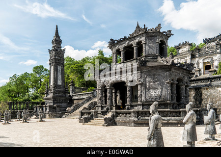 La tomba dell'imperatore Khai Dinh, città di Hue, Vietnam Asia Foto Stock