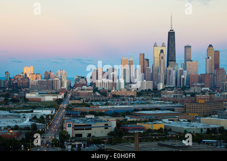 Chicago, Illinois, Stati Uniti d'America, Hancock Tower e dello skyline della città Foto Stock