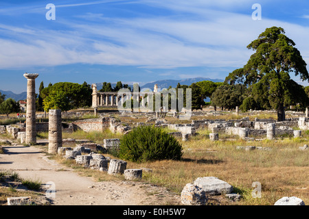 Tempio di Atena, la storica città di Paestum nel Golfo di Salerno, Capaccio, Campania, Italia, Europa Foto Stock