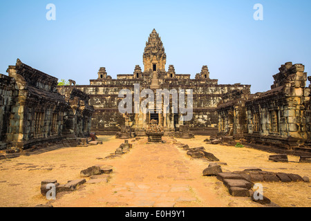 Bakong Prasat tempio di Angkor Wat complessa, Siem Reap, Cambogia Foto Stock