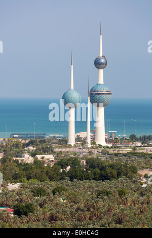 Il Kuwait Towers, Golfo Arabico Street, Kuwait City, Kuwait, Golfo Persico, Arabia Foto Stock