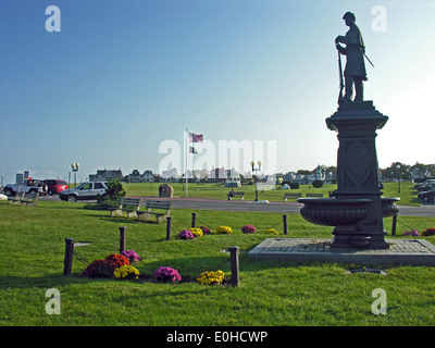 Soldato' fontana commemorativa, Oak Bluffs, Martha's Vineyard, Massuchusetts, STATI UNITI D'AMERICA. Raffigura un soldato dell'Unione ed è stata eretta nel 1891. Foto Stock