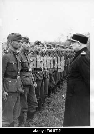 Vidkun Quisling hos norske frivillige på østfronten. Foto Stock