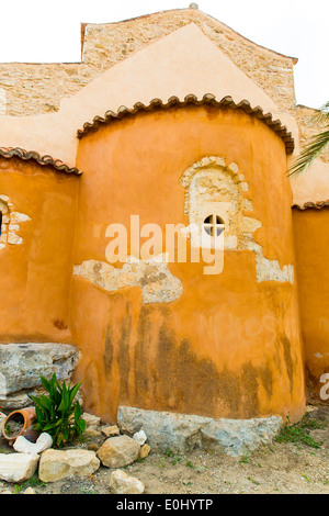 Piccolo villaggio cretese Kavros in Creta, Grecia. Sfondo di viaggio Foto Stock