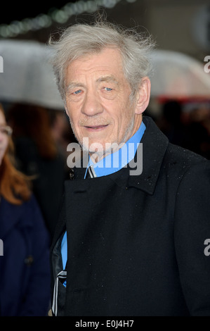 Ian McKellen arriva per il Regno Unito Premiere di X-Men giorni Di Futuro Passato. Foto Stock