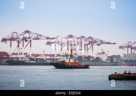 Porto di Kaohsiung in Taiwan Foto Stock