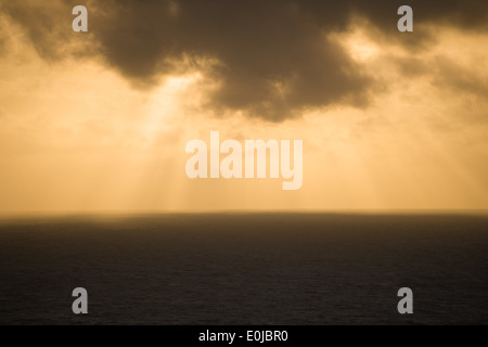 Tramonto al Land's End, Cornwall, Inghilterra. Foto Stock