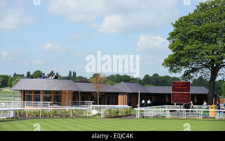 YORKS NUOVO PRE PARADE RING FESTIVAL DANTE RACECOURS YORK YORK RACECOURSE YORK Inghilterra il 14 maggio 2014 Foto Stock