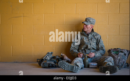 CAMP BULLIS, Texas-- Staff Sgt. Adam Wheeler, Distacco 2, il Quartier generale delle forze di sicurezza Centro, Marine Corps Air Station Mira Foto Stock