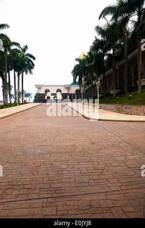 Istana Shah Alam, ex residenza del vecchio Sultano di Selangor Kuala ...