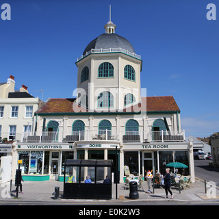 La cupola cinema sala da tè in Worthing Foto Stock