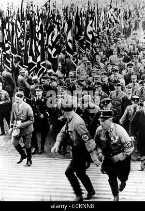 Adolf Hitler a un congresso nazista di Norimberga, Germania Foto Stock